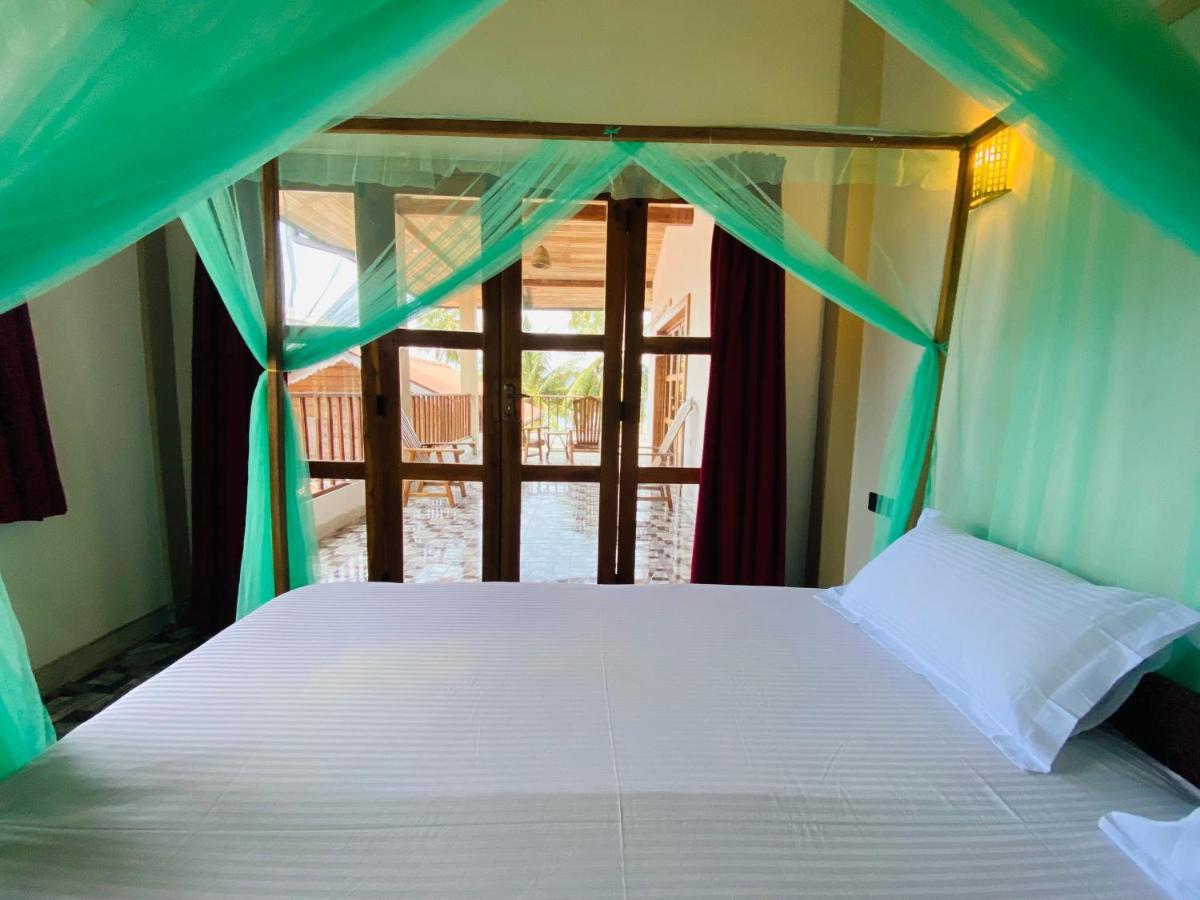 Beach Bliss Arugambay อารูกัมเบย์ ภายนอก รูปภาพ
